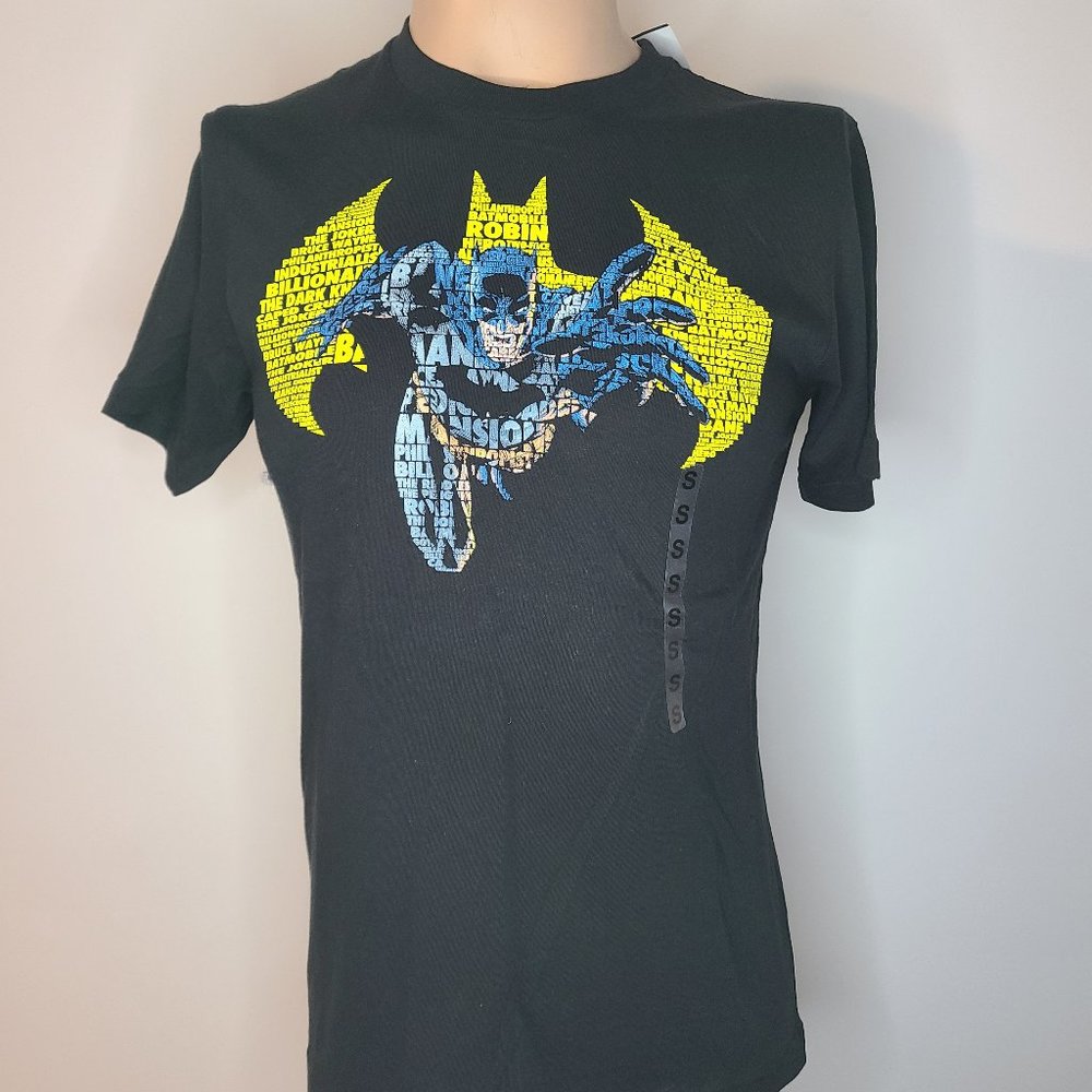 NEW MENS Adult Batman Black Short Sleeve Graphic Shirt Sz S